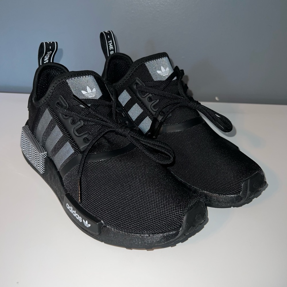 Women’s Adidas NMD_R1 J